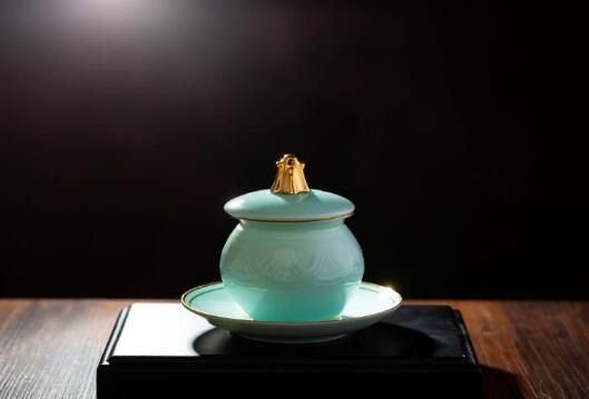 经典的盛世华章----华光国瓷