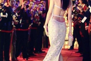 蝴蝶骨是什么？女生有蝴蝶骨性感吗